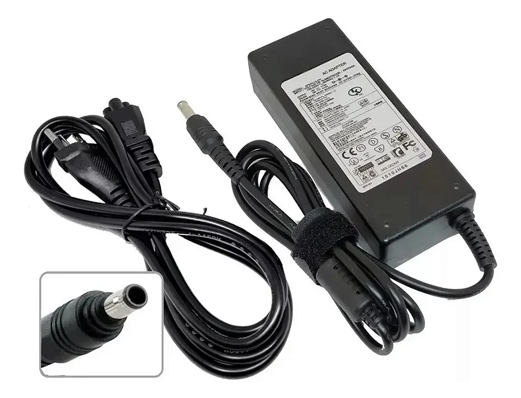fonte carregador Notebook Samsung 90W 19V 4.74A Conector 5.5x3.0mm Bivolt Preto - Imagem 2